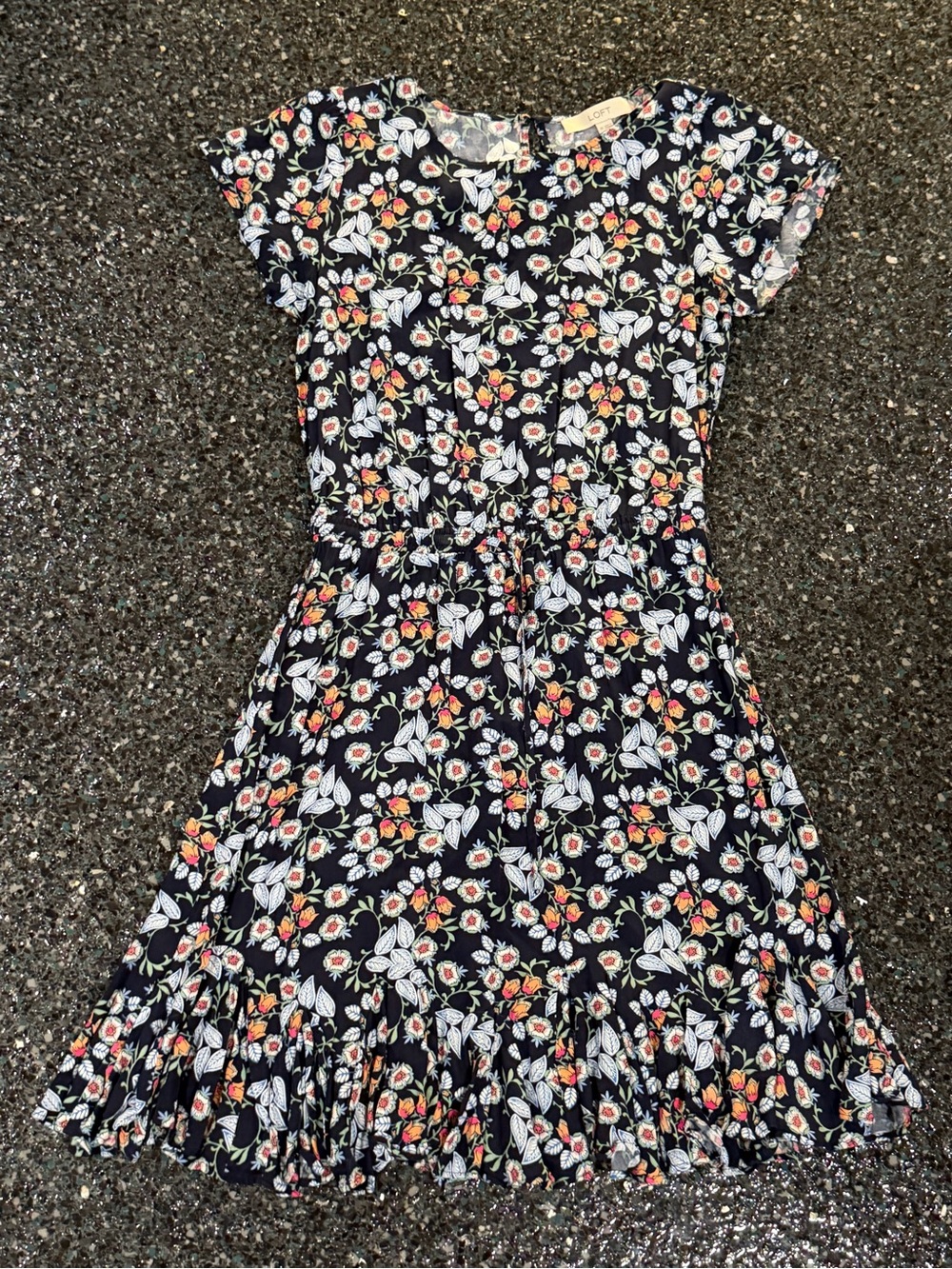 LOFT Women’s Black Floral V-Neck Flutter Sleeve Fit & Flare Short XS Dress